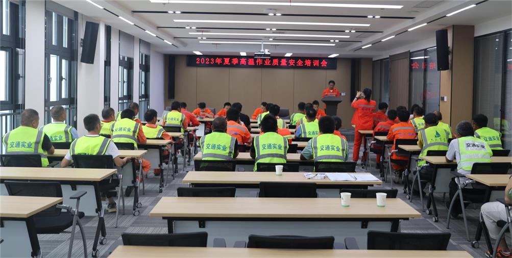 6M5A5028 6M5A5028.JPG