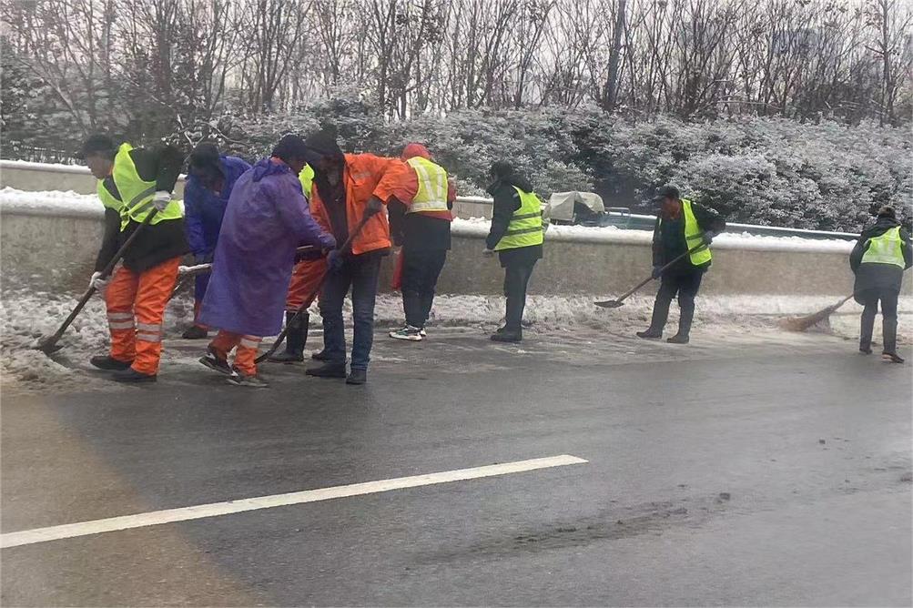 18-長(zhǎng)江西路 18-長(zhǎng)江西路.jpg